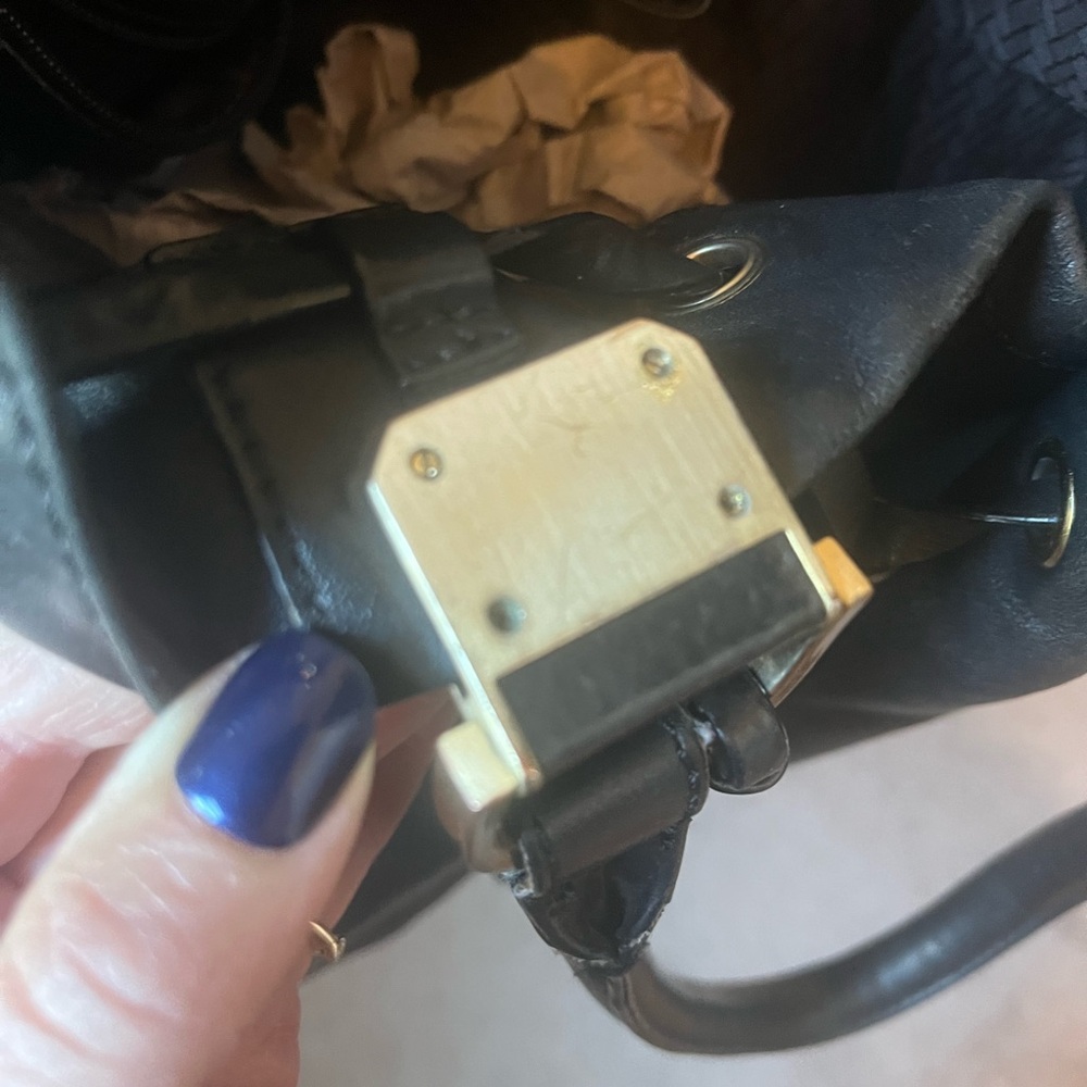 Cole Haan Black leather shoulder bag - Picture 4 of 7